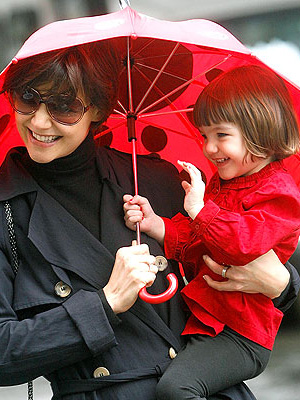 RAIN DATE photo | Katie Holmes, Suri Cruise