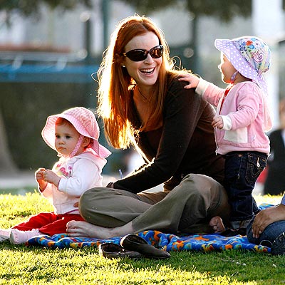 EDEN AND SAVANNAH MAHONEY photo | Marcia Cross