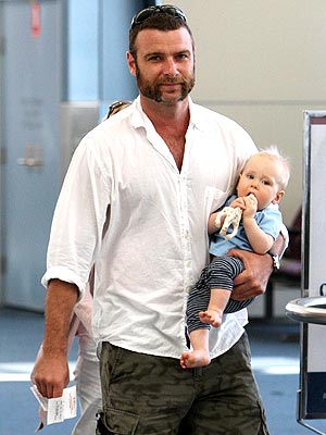 ARM CANDY photo | Liev Schreiber