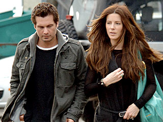 Caught in the Act!| Caught in the Act, Kate Moss, Directors Class, RolesClass