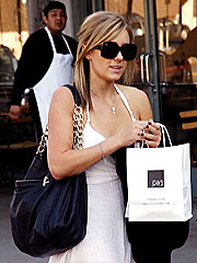 Lauren Conrad Grabs Lunch To Go in L.A. | Lauren Conrad