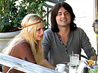 Couples Watch: Mischa & Taylor, Sienna & Rhys . . | Mischa Barton