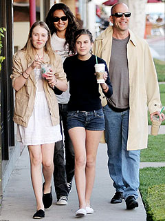 Caught in the Act!| Caught in the Act, Miranda Kerr, Orlando Bloom, Producers Class, RolesClass