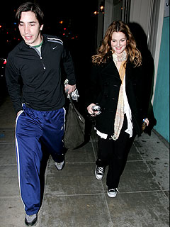 Couples Watch: Drew & Justin, Kimora & Djimon ... | Drew Barrymore, Justin Long