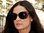 Demi, Ashton and Girls Brunch & Shop in Philadelphia
| Demi Moore
