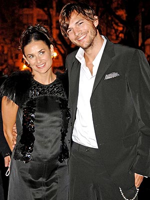 photo | Ashton Kutcher, Demi Moore