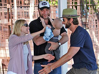 It's Naomi, Sabretooth, Wolverine ... and Baby!