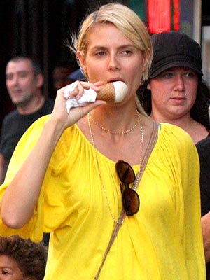 4. BE A DAIRY QUEEN  photo | Heidi Klum