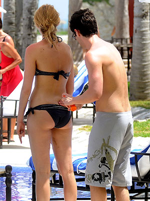 blake lively penn badgley 2011. Blake Lively, Penn Badgley