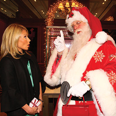 SANTA IS COMING TO FROWN! photo | Kelly Ripa