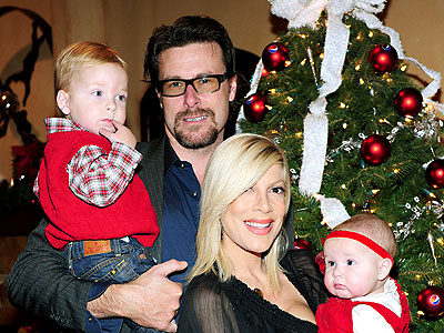 Santa's Little Helpers: Stars Get Naughty – and Nice! | Dean McDermott, Tori Spelling