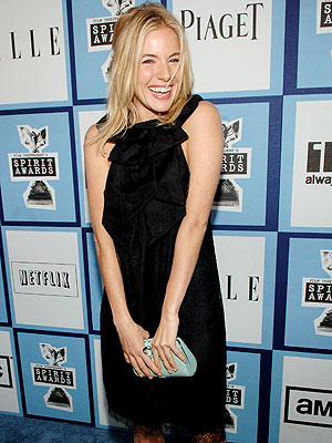 A PRETTY FACE photo | Sienna Miller