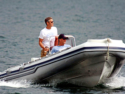  ... and Kisses) from Italy! - CRUISE CONTROL - George Clooney : People.com