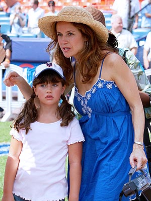 KELLY PRESTON photo | Kelly Preston