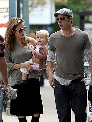 NEW YORK photo Angelina Jolie Brad Pitt Shiloh JoliePitt