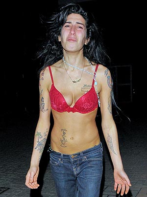 PREDAWN STROLL photo | Amy Winehouse