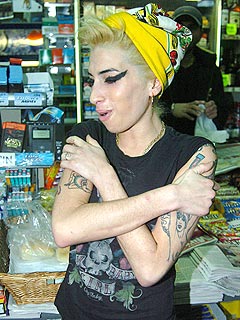 Amy Winehouse Goes Platinum ... Blonde! | Amy Winehouse