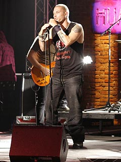 K-Fed Makes Rock Star Debut on One Tree&nbsp;Hill