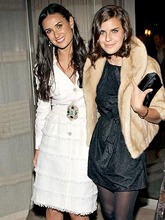 Ashton Punks Demi Moore's Coworker | Demi Moore
