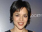 Norah Jones's Sexy Kiss with Jude Law | Norah Jones