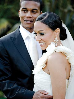 FIRST LOOK: Tia Mowry's Wedding Photo | Cory Hardrict, Tia Mowry