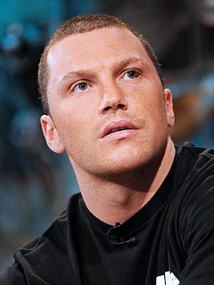 Sean Avery's look says it all.