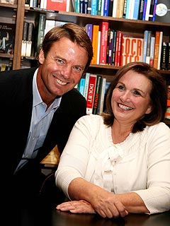John & Elizabeth Edwards: What We Like (and Dislike) About Clinton & Obama