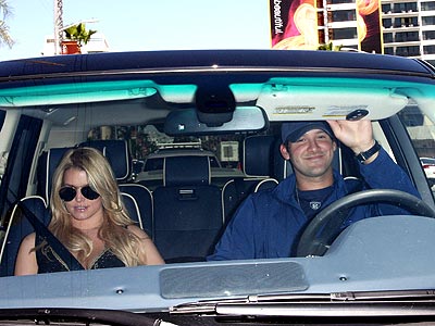 Source: Jessica Taking Tony to Ashlee's Wedding | Jessica Simpson, Tony Romo