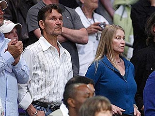 Patrick Swayze & Wife Lisa Catch a Lakers Game