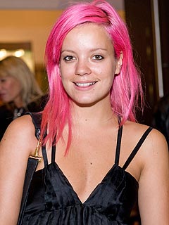 Lily Allen Jets to America