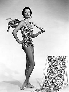 Elegant MGM Dance Star Cyd Charisse Dies at 86