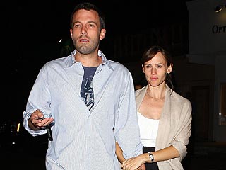 The Afflecks and Damons Go on Double Date| Couples, Ben Affleck, Jennifer Garner, Matt Damon