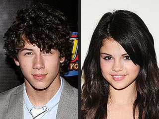 Selena Gomez & Nick Jonas Share Kiss Stories