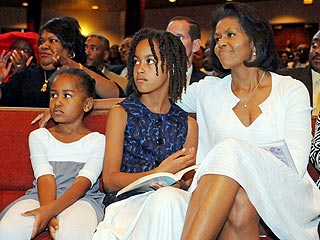 http://img2.timeinc.net/people/i/2008/news/080811/michelle_obama2.jpg