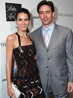 angie harmon parents