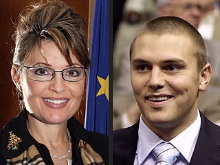 Sarah Palin Sees Her Son Off to Iraq