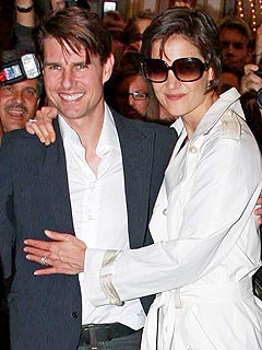 Katie Holmes Ready to Hit the Stage