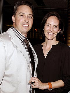 Brotherhood star Annabeth Gish Has a Boy | Annabeth Gish