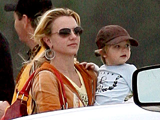 Britney Spears Brings Her Boys to Louisiana| Britney Spears
