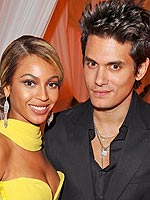 Party Shots: Stars, Cocktails & ... Hot Dogs