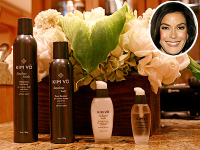 A BRAND-NEW DO photo | Teri Hatcher