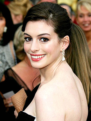 ANNE HATHAWAY  photo | Anne Hathaway