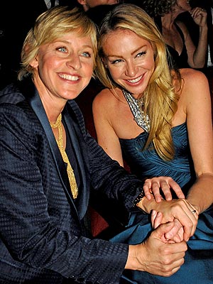 Ellen DeGeneres & Portia DeRossi photo | Ellen DeGeneres, Portia de Rossi