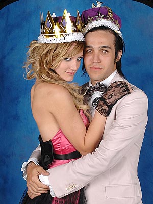 ASHLEE SIMPSON & PETE WENTZ photo | Ashlee Simpson, Pete Wentz