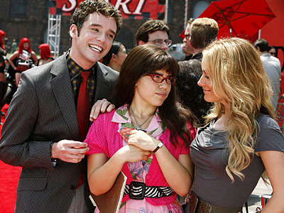 MICHAEL URIE & BECKI NEWTON ON UGLY BETTY photo | America Ferrera, Becki Newton, Michael Urie