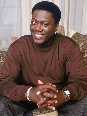 http://img2.timeinc.net/people/i/2008/specials/yearend/tribute/bernie_mac300.jpg