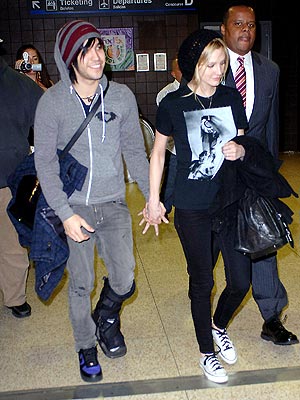 A 'SHORE' THING photo | Ashlee Simpson, Pete Wentz