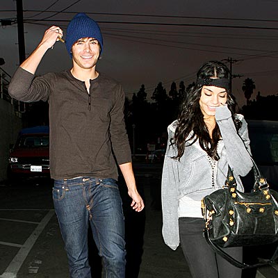 vanessa hudgens and zac efron hsm. Zac Efron and Vanessa