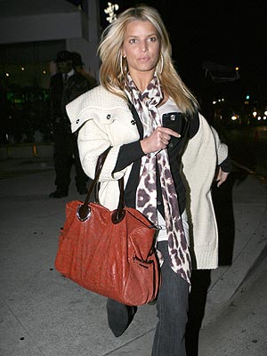 BAG LADY photo | Jessica Simpson