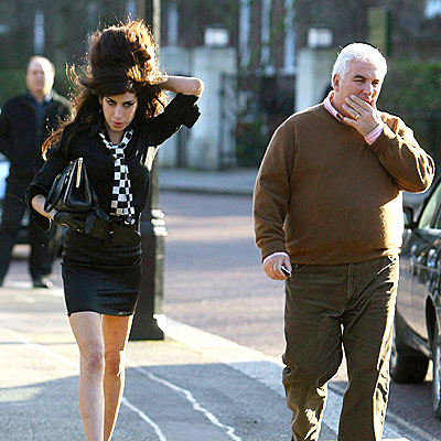 HAIR RAISING  photo | Amy Winehouse